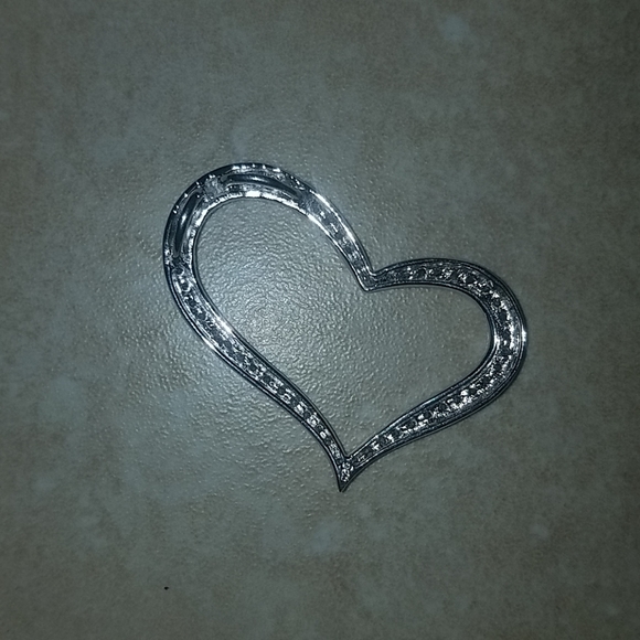 Sterling silver rhodium plated cz heart pendant - Picture 2 of 2